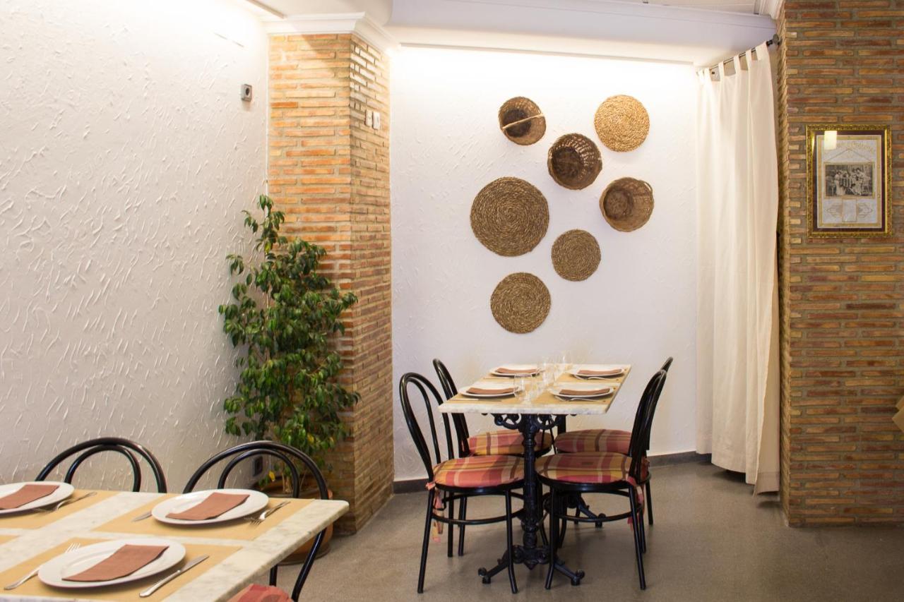 Hostal El Pozo Чулилья Экстерьер фото