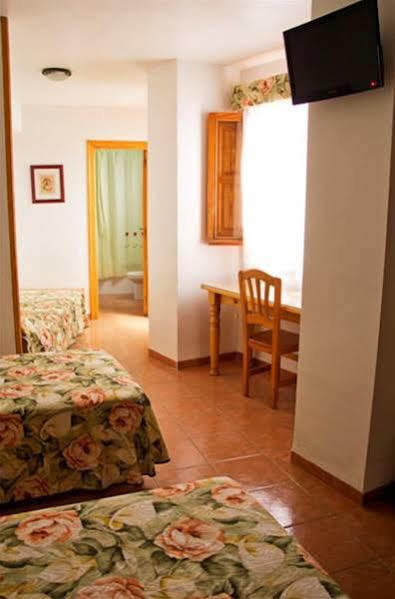 Hostal El Pozo Чулилья Экстерьер фото
